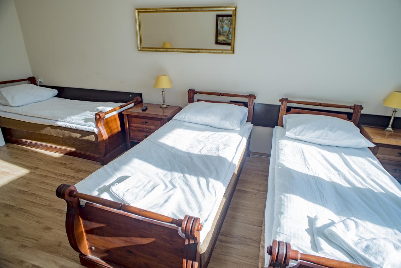 Palac Kobylniki Ξενοδοχείο Obrzycko Εξωτερικό φωτογραφία